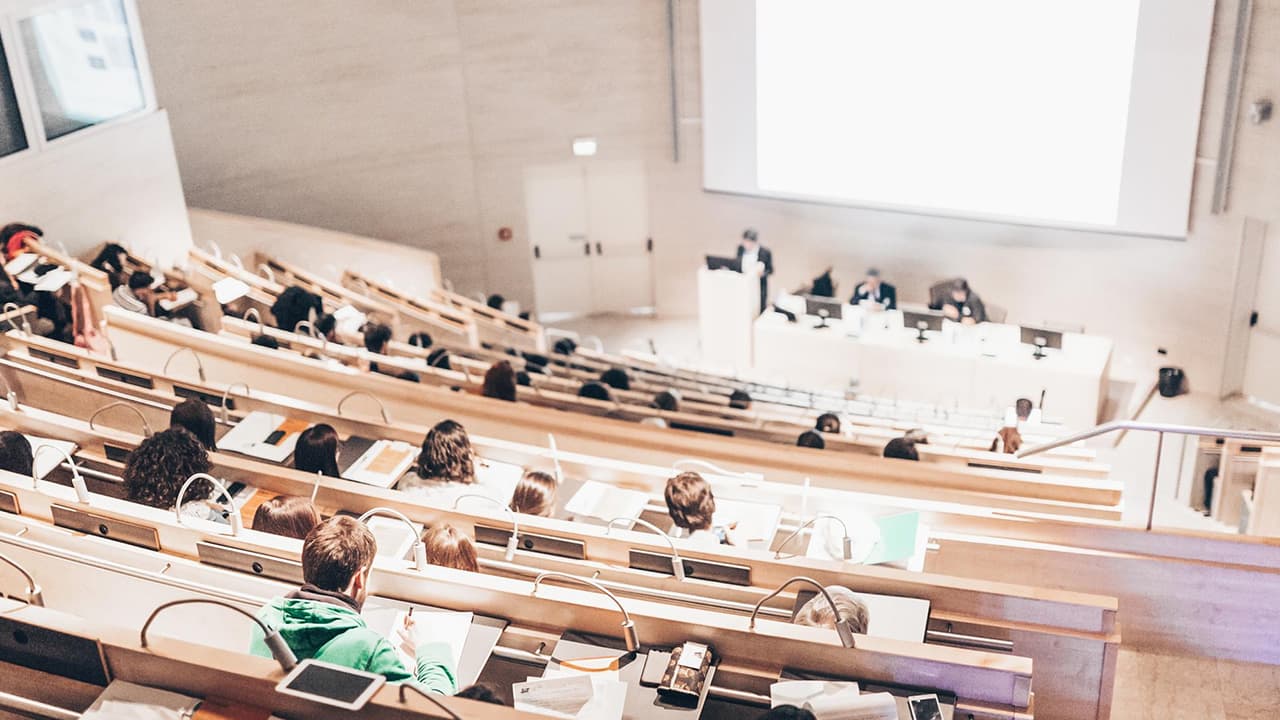 Humanities, culture, and digital presence: How we support Fiatalok Konferenciája